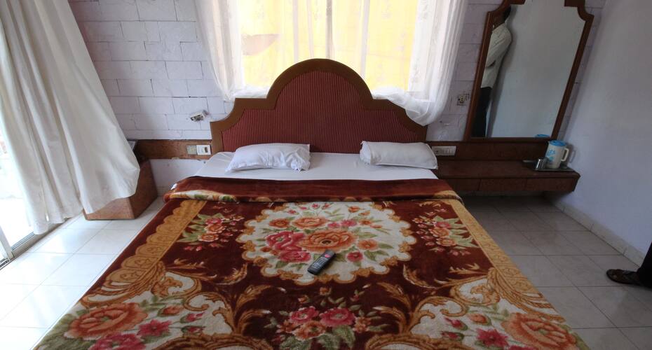 Poona Guest House Laxmi Road, Pune 2